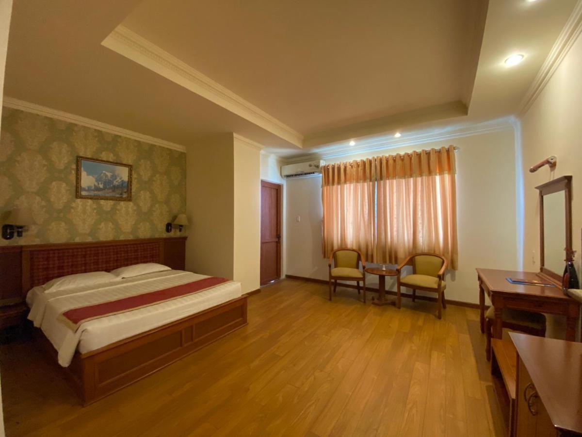 Hoang Yen Hotel Thuan An Kültér fotó