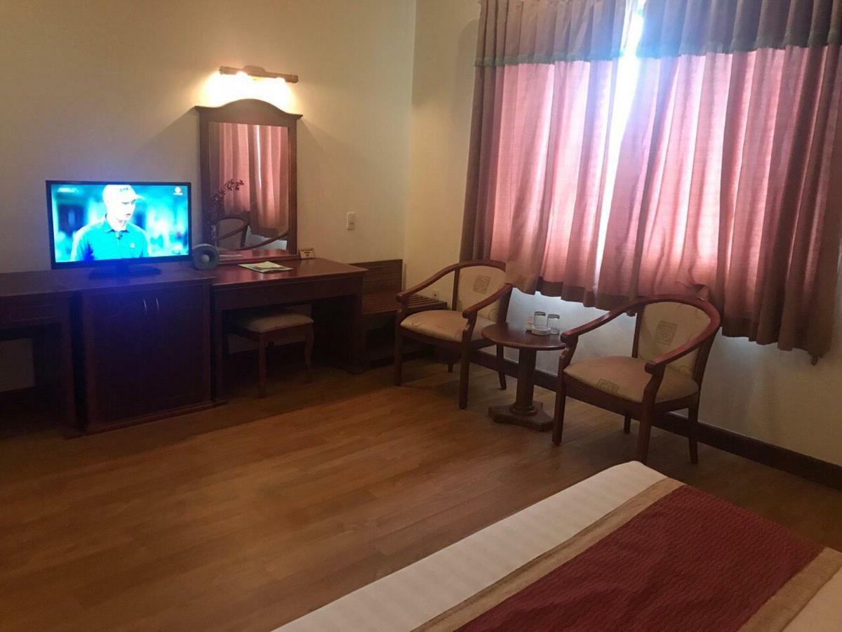 Hoang Yen Hotel Thuan An Kültér fotó